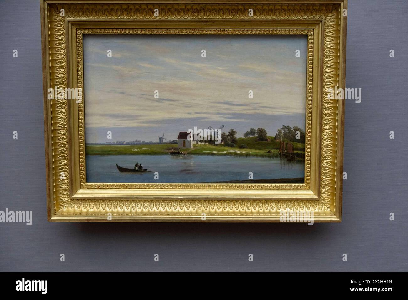 Oelgemaelde Landschaft mit Windmuehlen der Stiftung Preussische Schloesser und Gaerten, Sonderausstellung unendliche Landschaften vom Maler der Romantik Caspar David Friedrich, in der Alten Nationalgalerie, Querformat, AM 19.04.2024 in Berlin Mitte, nur fuer redaktionelle Zwecke, usage éditorial uniquement Alte Nationalgalerie etc - Berlin *** paysage peint à l'huile avec des moulins à vent de la Fondation Prusse des palais et jardins, exposition spéciale paysages infinis du peintre romantique Caspar David Friedrich, dans l'Alte Nationalgalerie, format paysage, le 19 04 2024 à Berlin Mitte, pour éditoria Banque D'Images