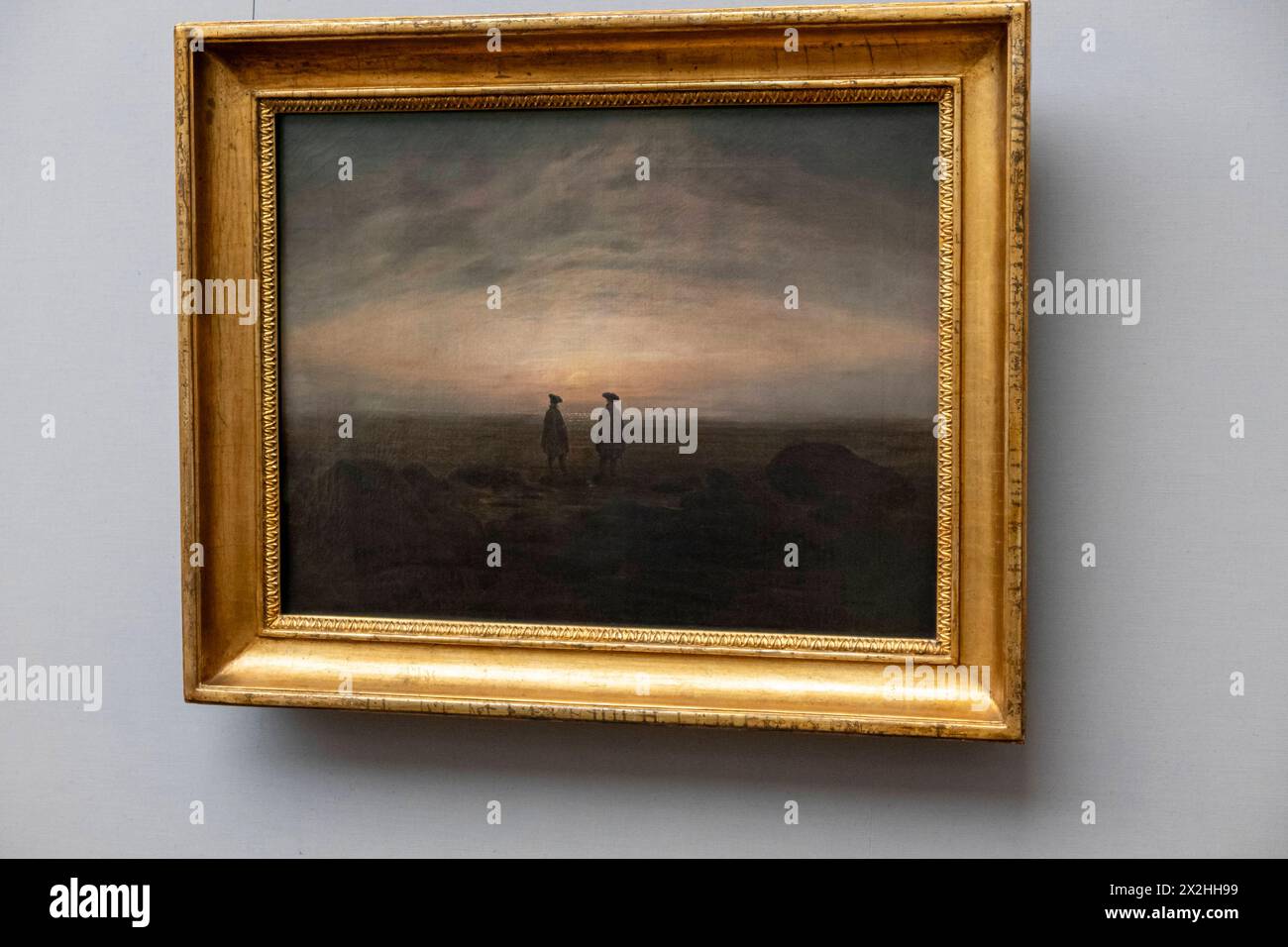 Oelgemaelde Zwei Maenner am Meer, Sonderausstellung unendliche Landschaften vom Maler der Romantik Caspar David Friedrich, in der Alten Nationalgalerie, Querformat, AM 19.04.2024 in Berlin Mitte, nur fuer redaktionelle Zwecke, usage éditorial exclusif Alte Nationalgalerie etc - Berlin *** peinture à l'huile deux hommes au bord de la mer, exposition spéciale Infinite Landscapes du peintre romantique Caspar David Friedrich, dans l'Alte Nationalgalerie, format paysage, le 19 04 2024 à Berlin Mitte, pour usage éditorial exclusif, usage éditorial exclusif Alte Nationalgalerie etc Berlin Banque D'Images