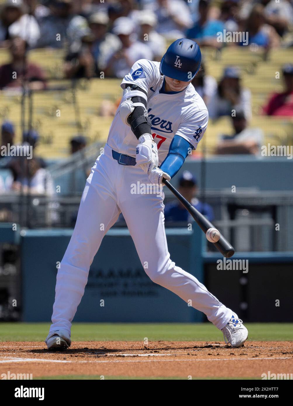 Los Angeles, Californie, États-Unis. 21 avril 2024. Los Angeles Dodger Shohei Ohtani à la batte le 21 avril 2024. (Crédit image : © Mark Edward Harris/ZUMA Press Wire) USAGE ÉDITORIAL SEULEMENT! Non destiné à UN USAGE commercial ! Banque D'Images