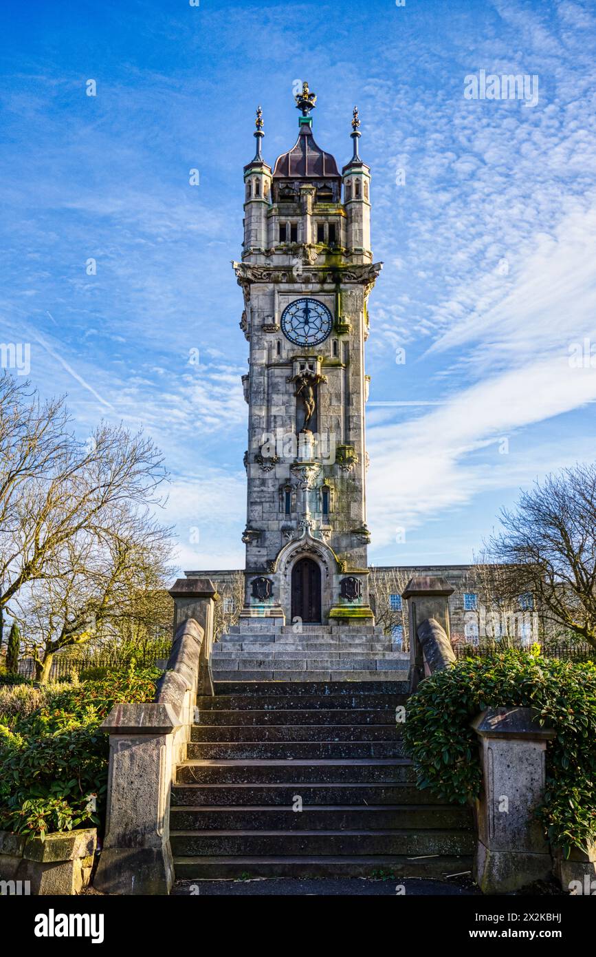 Whitehead public Clock Tower and public Park, Bury, Lancashire, Angleterre, Royaume-Uni Banque D'Images