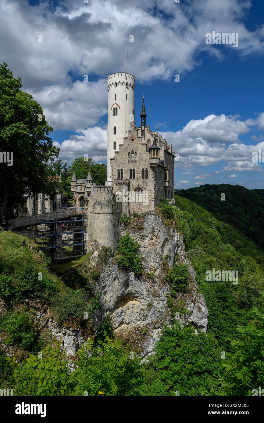 Géographie / voyage, Allemagne, Bade-Wuerttemberg, Château du Lichtenstein, château de conte de fées Wuerttemberg, INFORMATIONS-AUTORISATION-DROITS-SUPPLÉMENTAIRES-NON-DISPONIBLES Banque D'Images