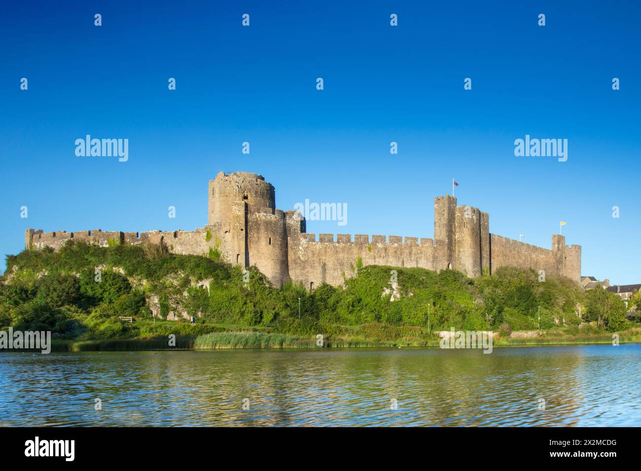 Géographie / voyage, Grande-Bretagne, pays de Galles, Pembrokeshire, Pembroke, CHÂTEAU DE PEMBROKE, AUTORISATION-DROITS-SUPPLÉMENTAIRE-INFO-NON-DISPONIBLE Banque D'Images