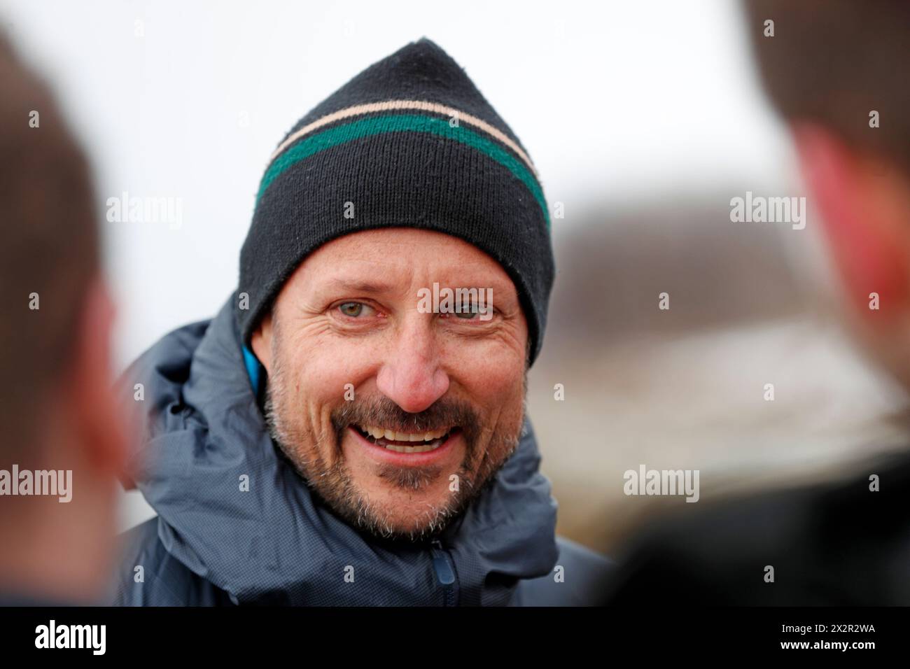 Tromsø 20240423.le prince héritier visite les gardiens d'algues et leurs plongées volontaires au nord de Tromsøya. Ils sont à bord de la croûte de navire de la Direction de la pêche. Photo : Rune Stoltz Bertinussen / NTB indéfini Banque D'Images