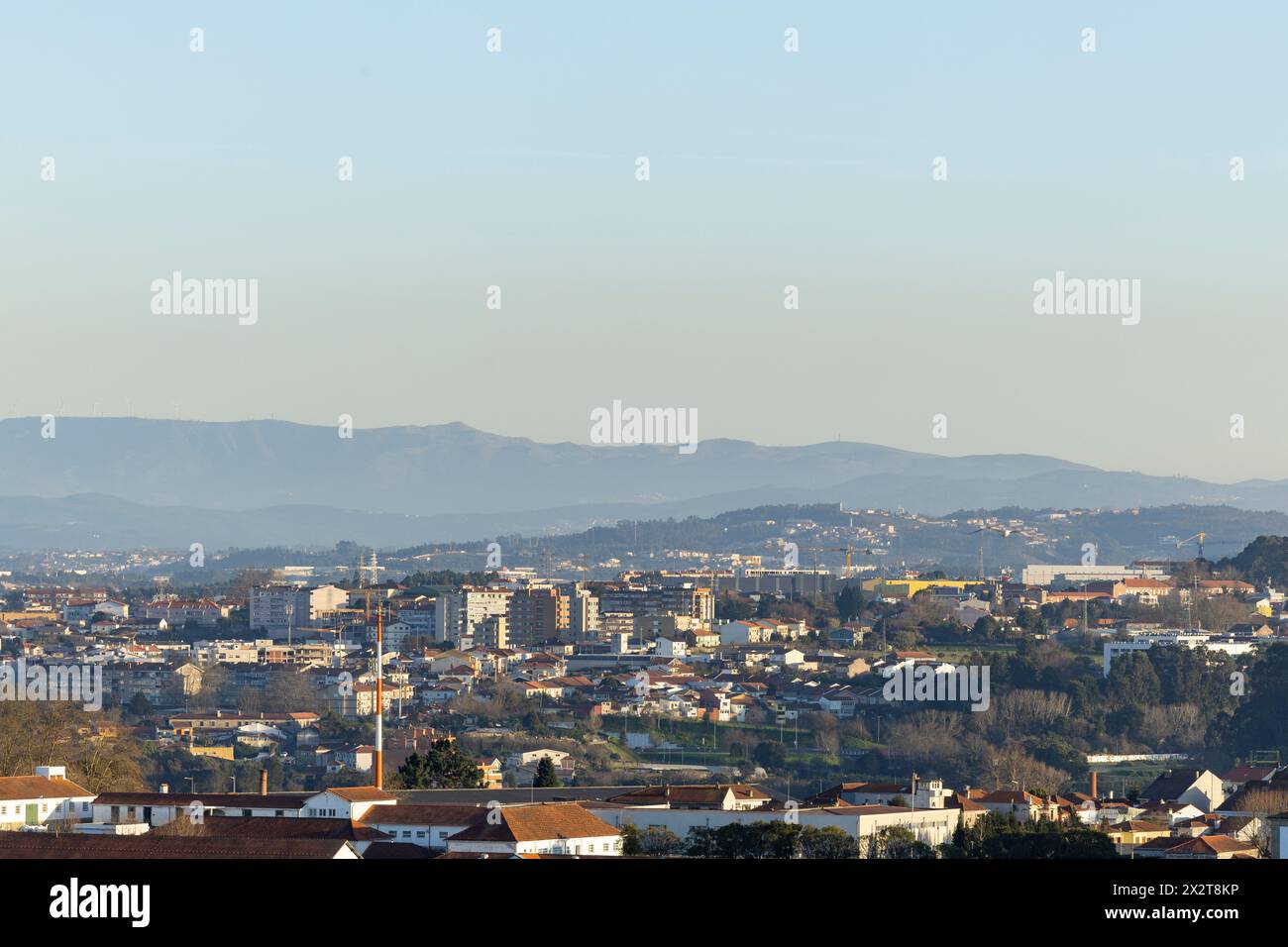 Porto, Portugal - 02.2024 : vue aérienne du paysage urbain de Vila Nova de Gaia au Portugal Banque D'Images