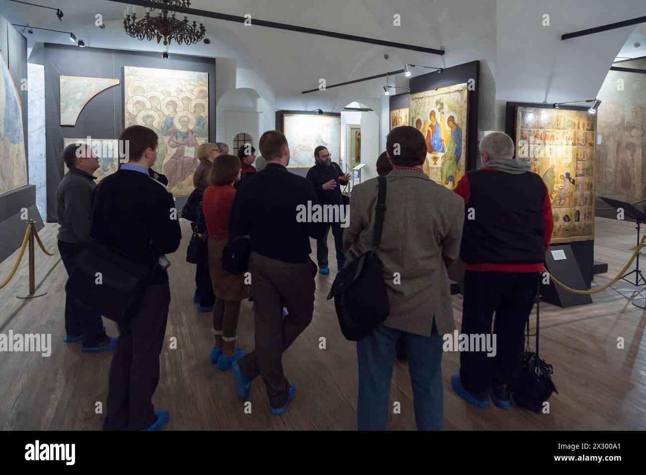 MOSCOU - Mar 30 : personnes en réunion de nouveaux skiffs au Musée d'Andreï Rublev le 30 mars 2012 à Moscou, Russie. Banque D'Images