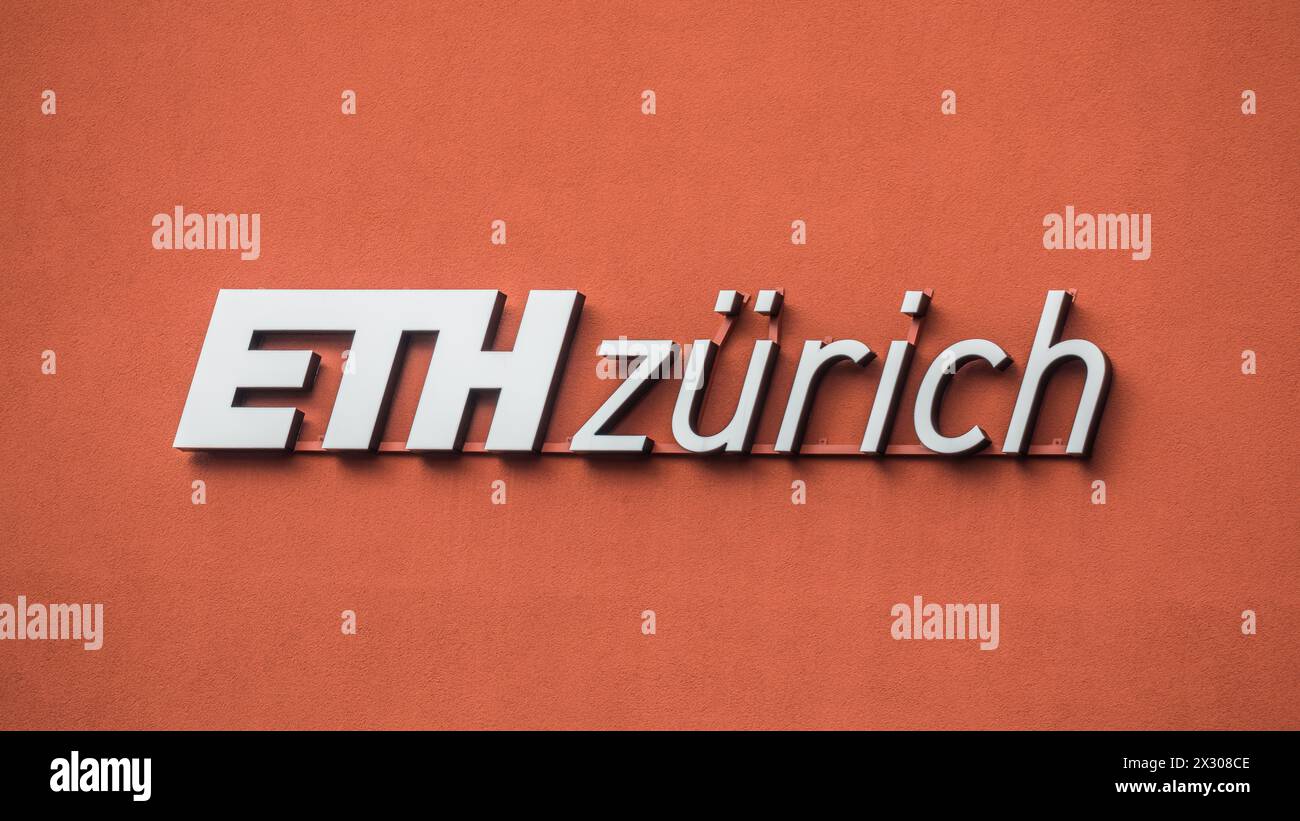 Zürich, Schweiz - 11. Januar 2021 : Blick auf den Campus der ETH Zürich à Zürich-Oerlikon. DAS Departement Architektur ist hier ansässig. Banque D'Images