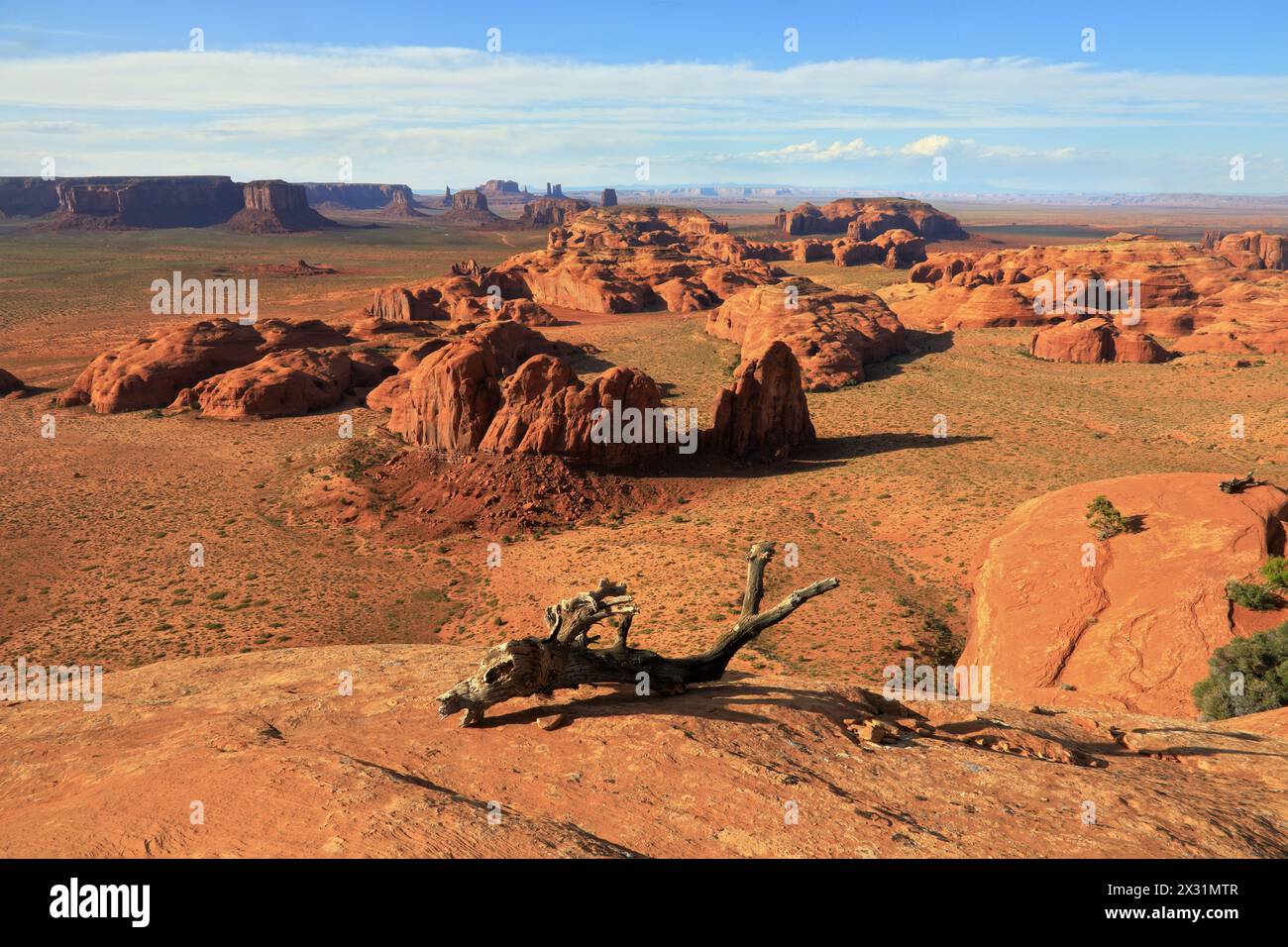 Géographie / voyage, États-Unis, Arizona, Monument Valley, Hunts Mesa, RÉSERVATION NAVAJO, AUTORISATION-DROITS-SUPPLÉMENTAIRES-INFO-NON-DISPONIBLE Banque D'Images