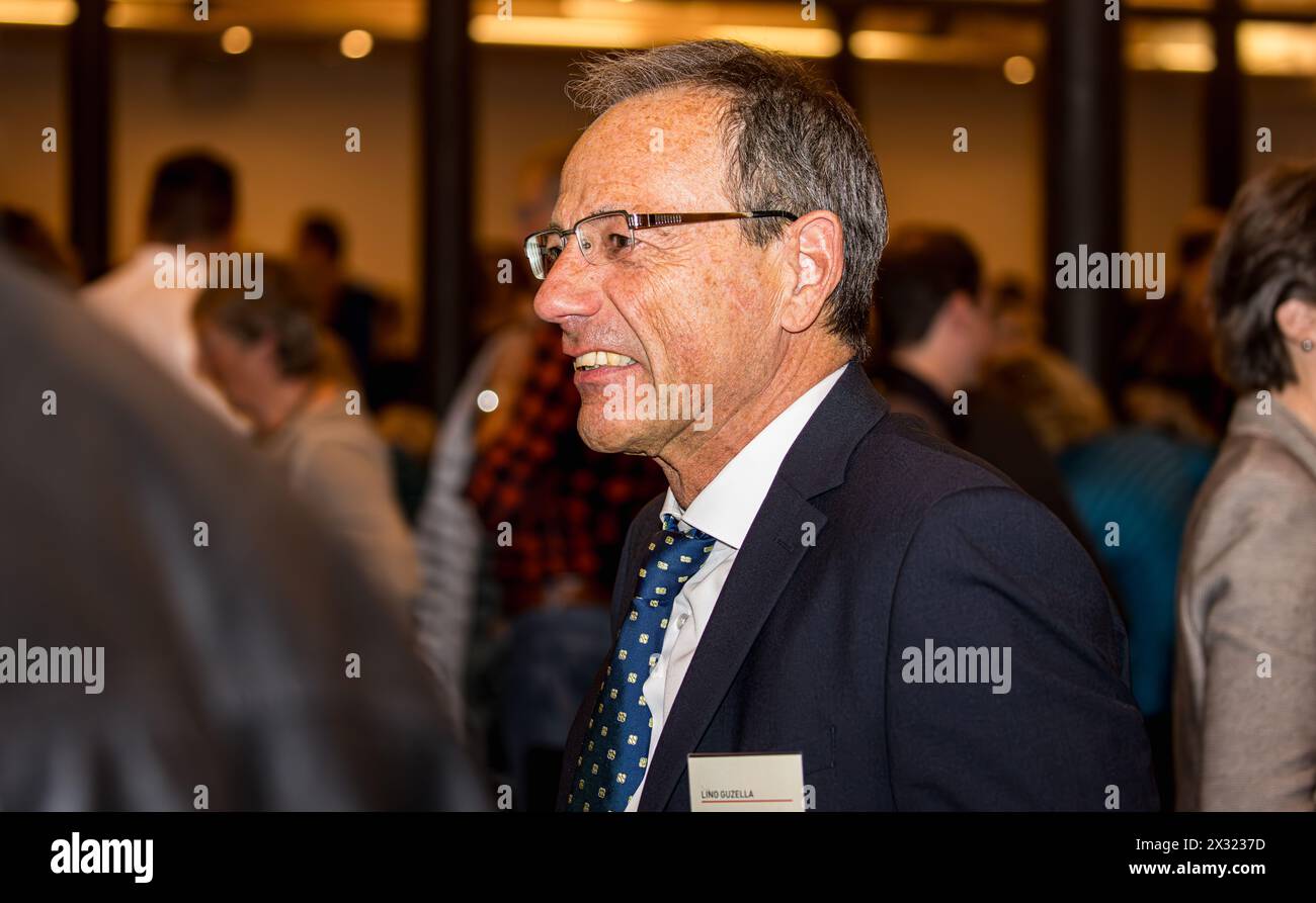 Lino Guzella, Verwaltungsratspräsident der Nationalen Genossenschaft für die Lagerung radioaktiver Abfälle (NAGRA) während der Informationsveranstaltu Banque D'Images