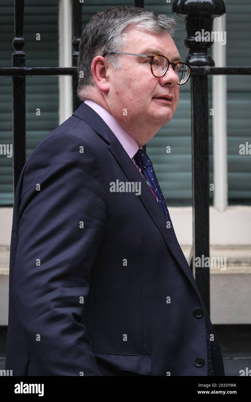 Londres, Royaume-Uni. 24 avril 2024. Iain Stewart, député conservateur de Milton Keynes South, a vu à Downing Street son après-midi. Crédit : Imageplotter/Alamy Live News Banque D'Images