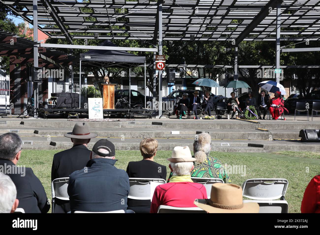 Sydney, Australie. 25 avril 2024. L'événement Colred Digger et la marche de la Journée Anzac commémorent les aborigènes et les insulaires du détroit de Torres qui ont servi notre pays dans des conflits à l'étranger. Crédit : Richard Milnes/Alamy Live News Banque D'Images
