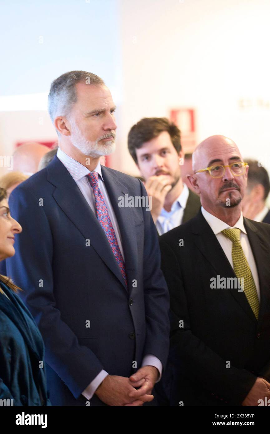 Santander. Espagne. 20240425, le roi Felipe VI d'Espagne assiste à la 'Tour del Talento 2024' au Palacio de Congresos y Exposiciones le 25 avril 2024 à Santander, Espagne Banque D'Images