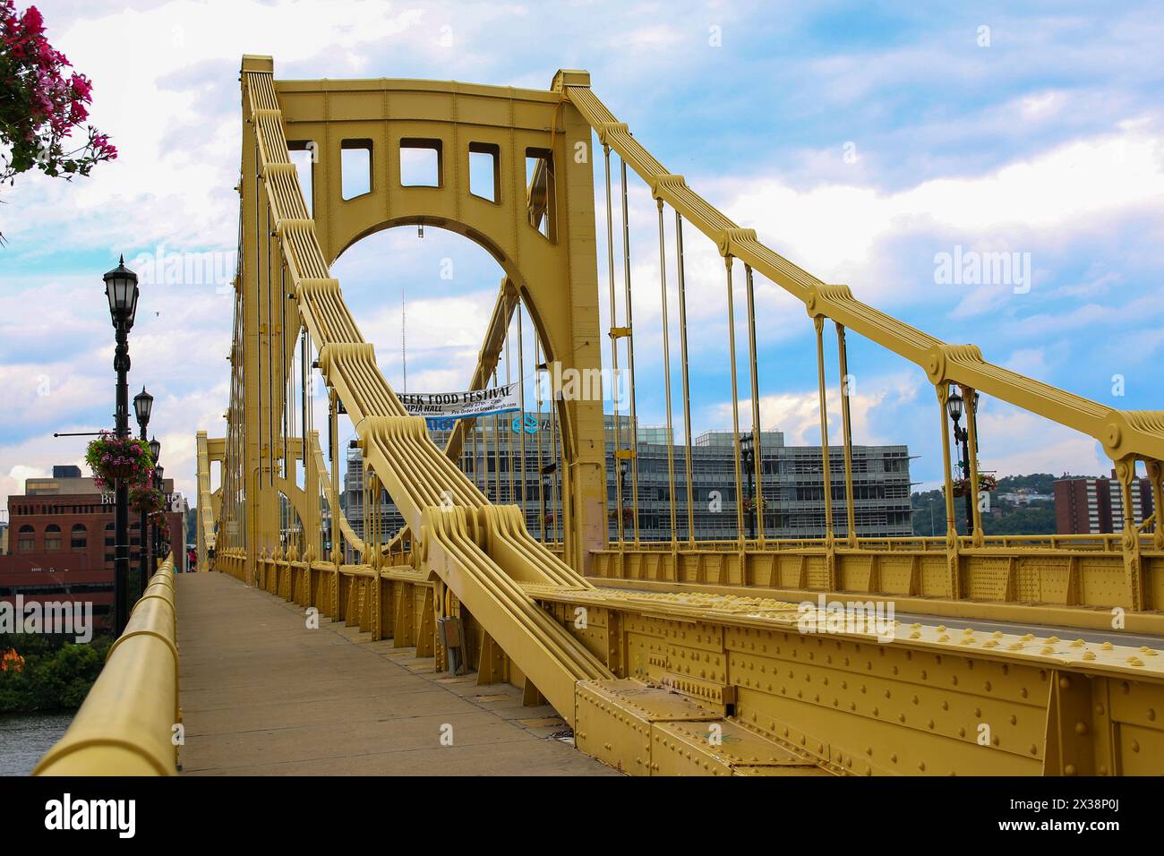 Passerelle piétonne sur le pont Andy Warhol Seventh Street à Pittsburgh en Pennsylvanie. Banque D'Images