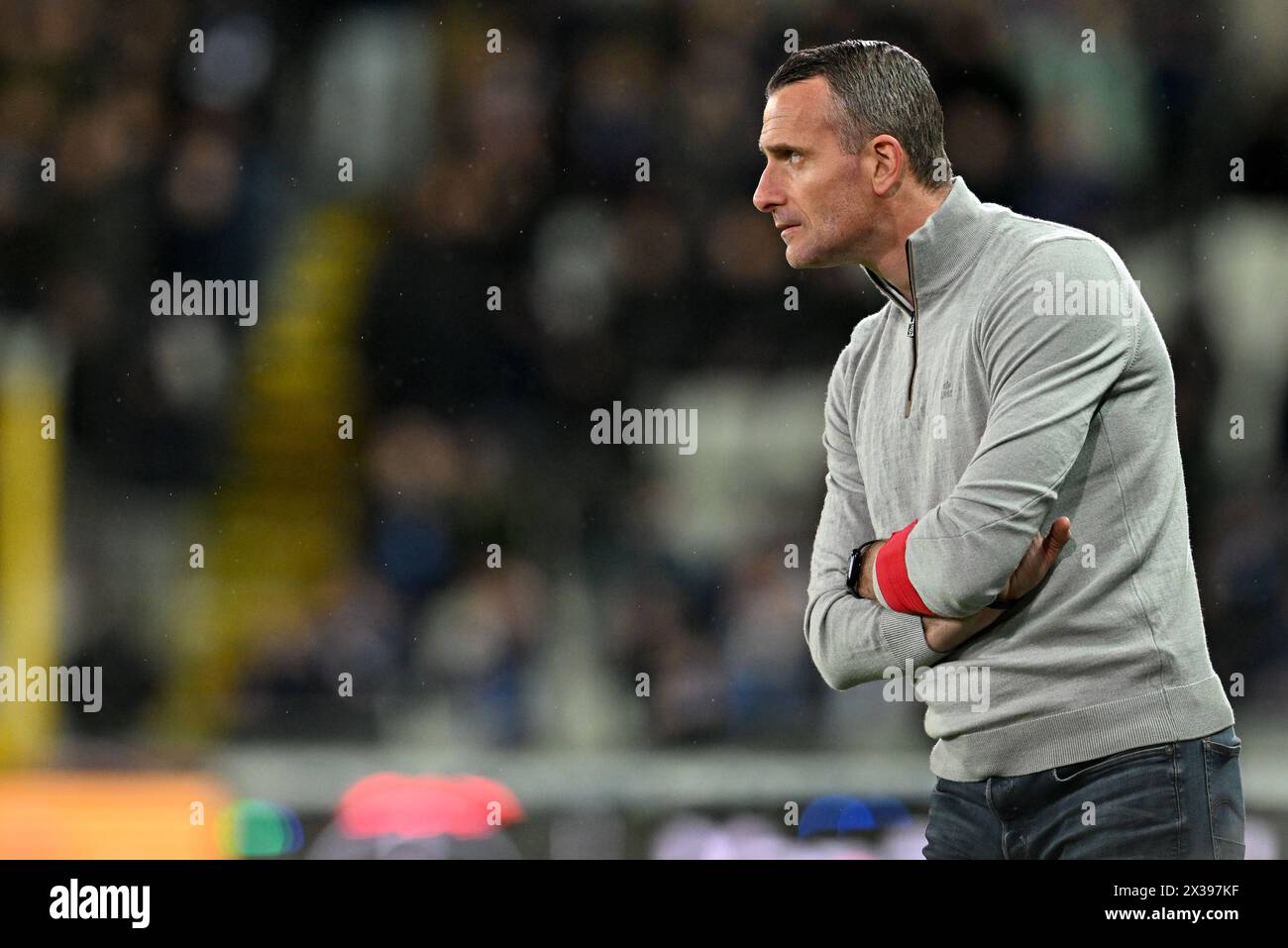 Nicky Hayen , entraîneur-chef du Club Brugge, photographié lors du match Jupiler Pro League saison 2023 - 2024 jour 5 dans le Play-off des Champions entre le Club Brugge KV et le KRC Genk le 24 avril 2024 à Brugge, Belgique. (Photo de David Catry / Isosport) Banque D'Images