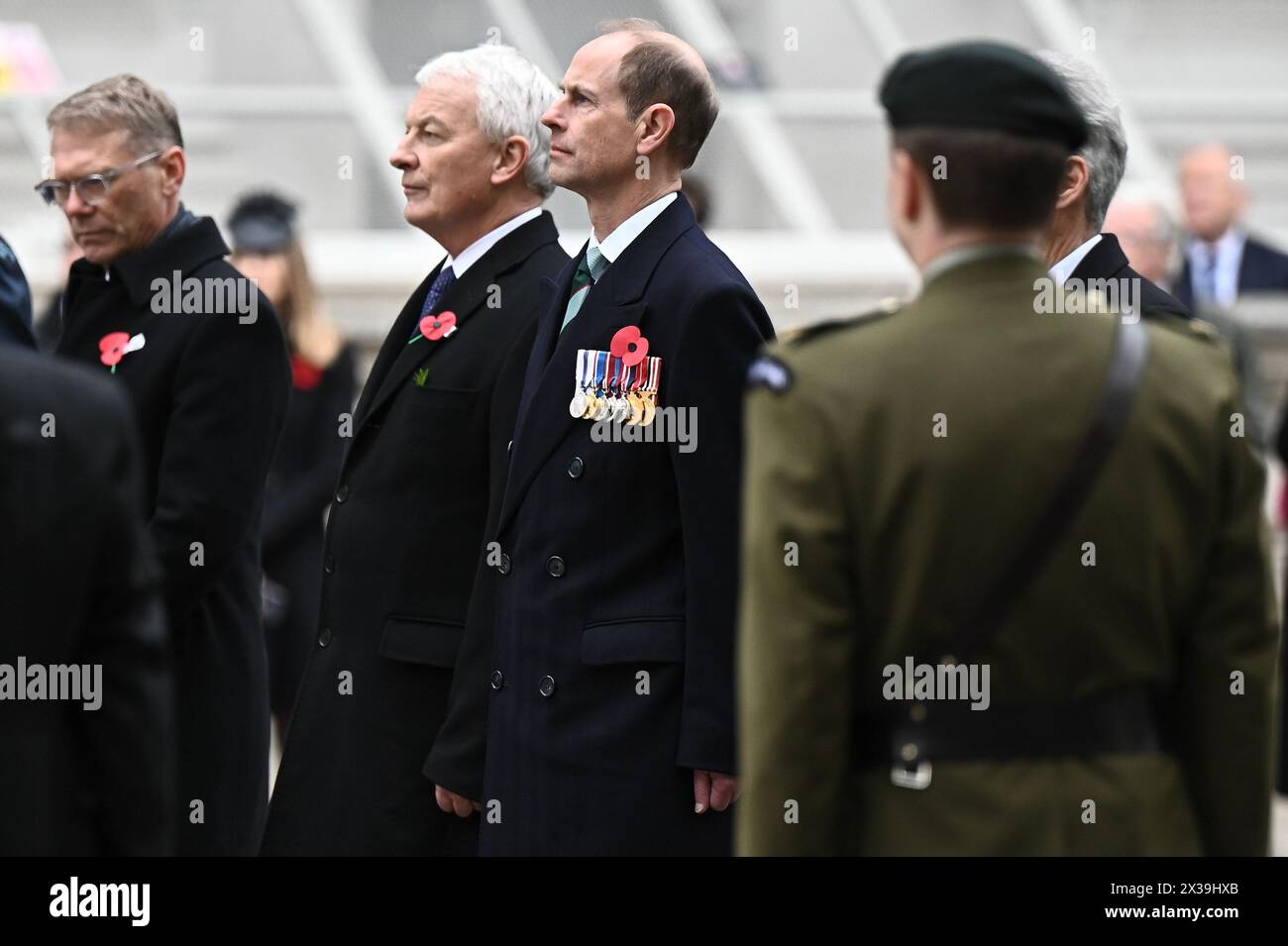 Londres, Royaume-Uni. 25 avril 2024. Le prince Edward, duc d'Édimbourg, assiste à la cérémonie de la Journée de l'ANZAC au cénotaphe. (Photo de Robin Pope/NurPhoto) crédit : NurPhoto SRL/Alamy Live News Banque D'Images