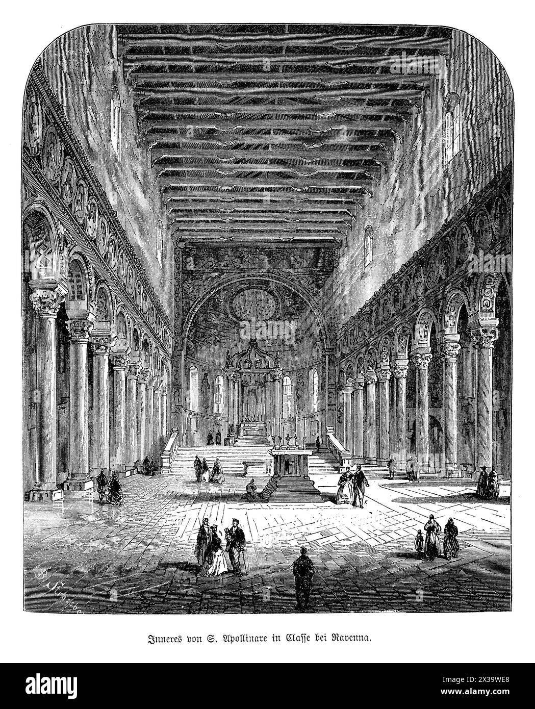 L'intérieur de la basilique Sant'Apollinare in classe à Ravenne, en Italie, présente l'art et l'architecture des premiers chrétiens. Ce site classé au patrimoine mondial de l'UNESCO présente une vaste nef bordée de colonnes, une abside richement décorée de mosaïques représentant des scènes de la Bible et des images de saints, y compris Saint Apollinaire, à qui la basilique est dédiée. Le mélange harmonieux des styles roman et byzantin crée une ambiance spirituelle et historique, illuminée par la lumière naturelle qui met en valeur le travail complexe de mosaïque Banque D'Images