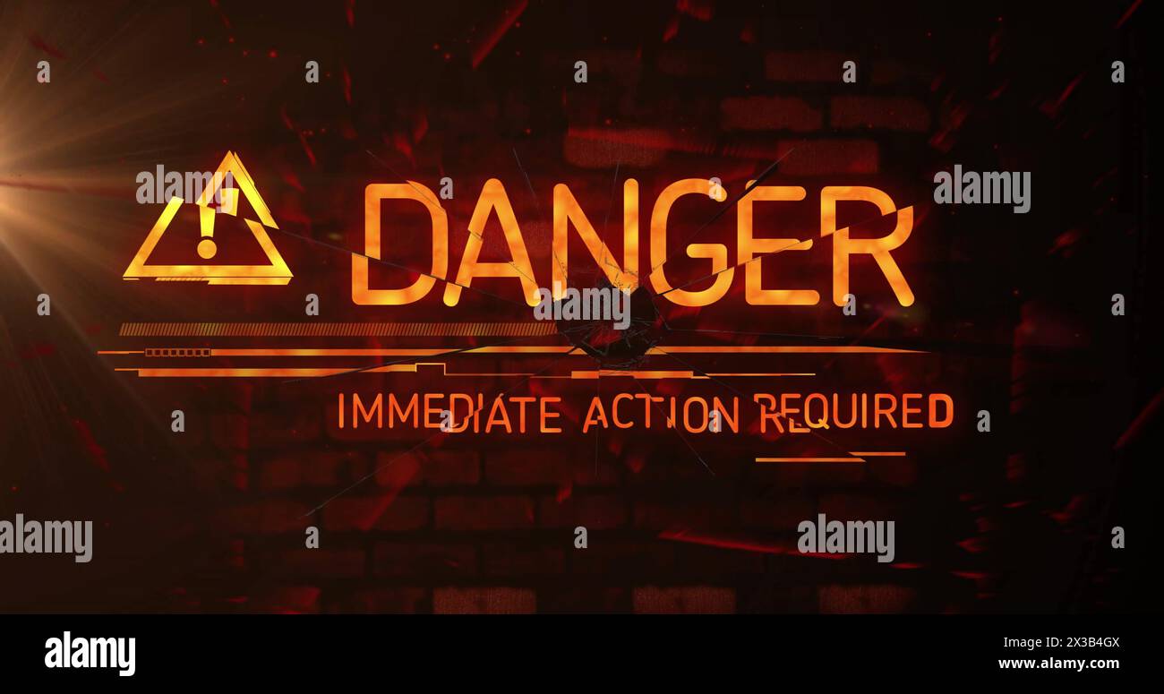 Image d'exclamation en triangle, danger, action immédiate requise texte sur fond abstrait Banque D'Images