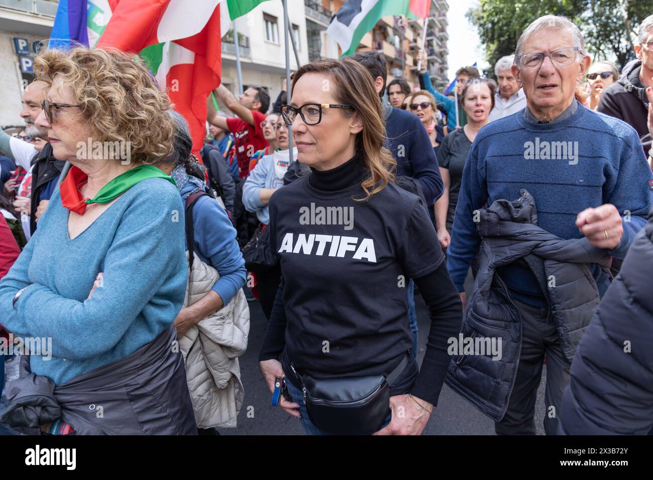 Rome, Italie. 25 avril 2024. La sénatrice Ilaria Cucchi participe à la manifestation organisée par l'ANPI à l'occasion de la Journée de la libération (crédit image : © Matteo Nardone/Pacific Press via ZUMA Press Wire) USAGE ÉDITORIAL SEULEMENT ! Non destiné à UN USAGE commercial ! Banque D'Images