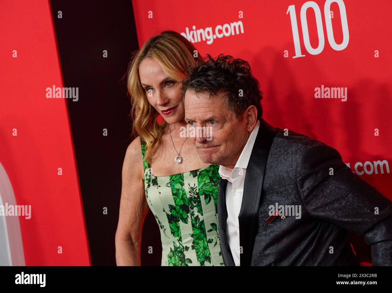 New York, États-Unis. 25 avril 2024. Tracy Pollan, Michael J. Fox assiste au Time 100 Gala, honorant les 100 personnes les plus influentes du monde, qui s'est tenu au Frederick P. Rose Hall, maison du jazz au Lincoln Center à New York, le jeudi 25 avril 2024. Crédit : Jennifer Graylock/Alamy Live News Banque D'Images