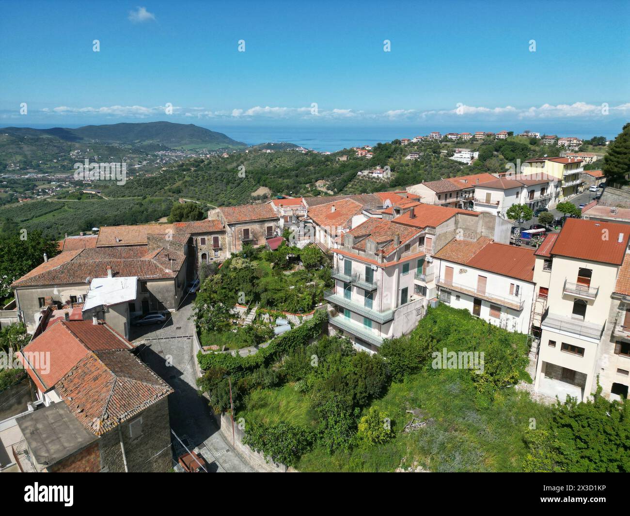 Ogliastro, un charmant hameau niché dans les paysages sereins du Cilento. Banque D'Images