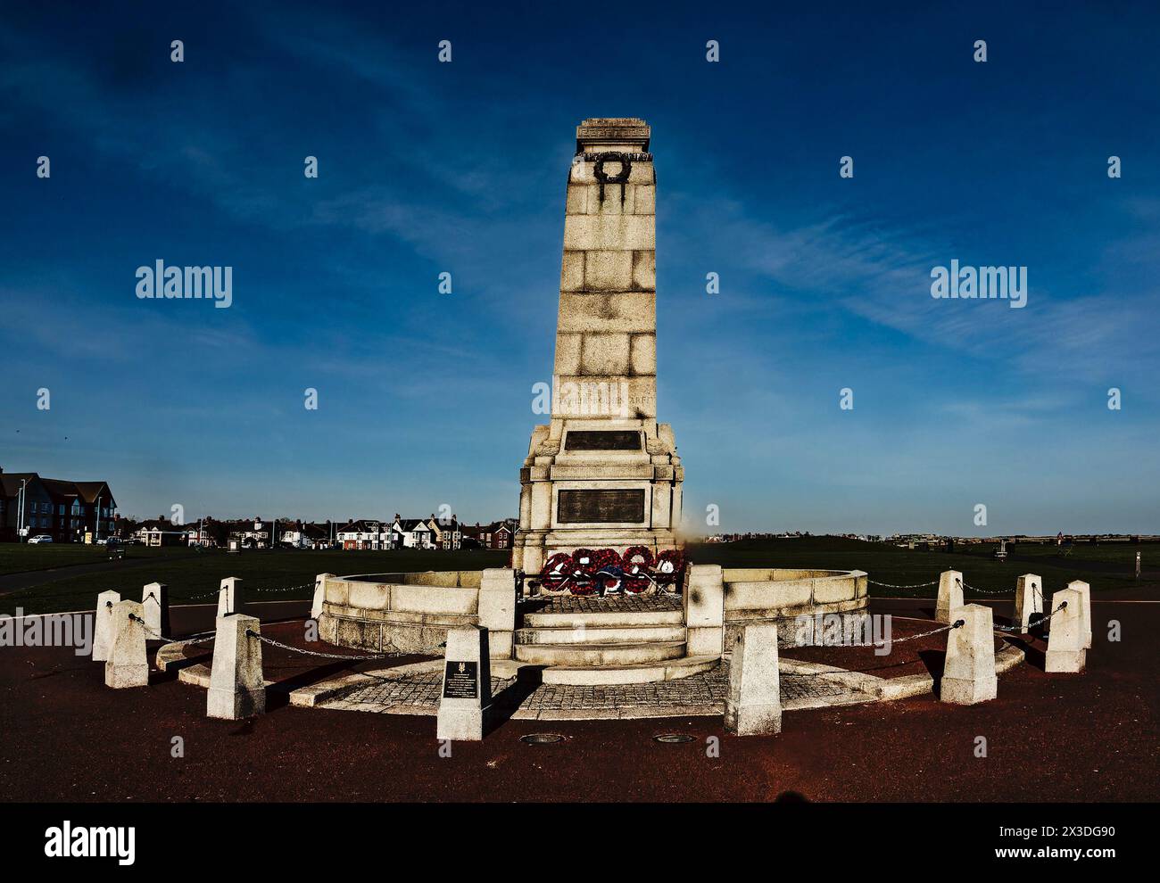 Le cénotaphe sur les liens à Whitley Bay, Angleterre. Banque D'Images
