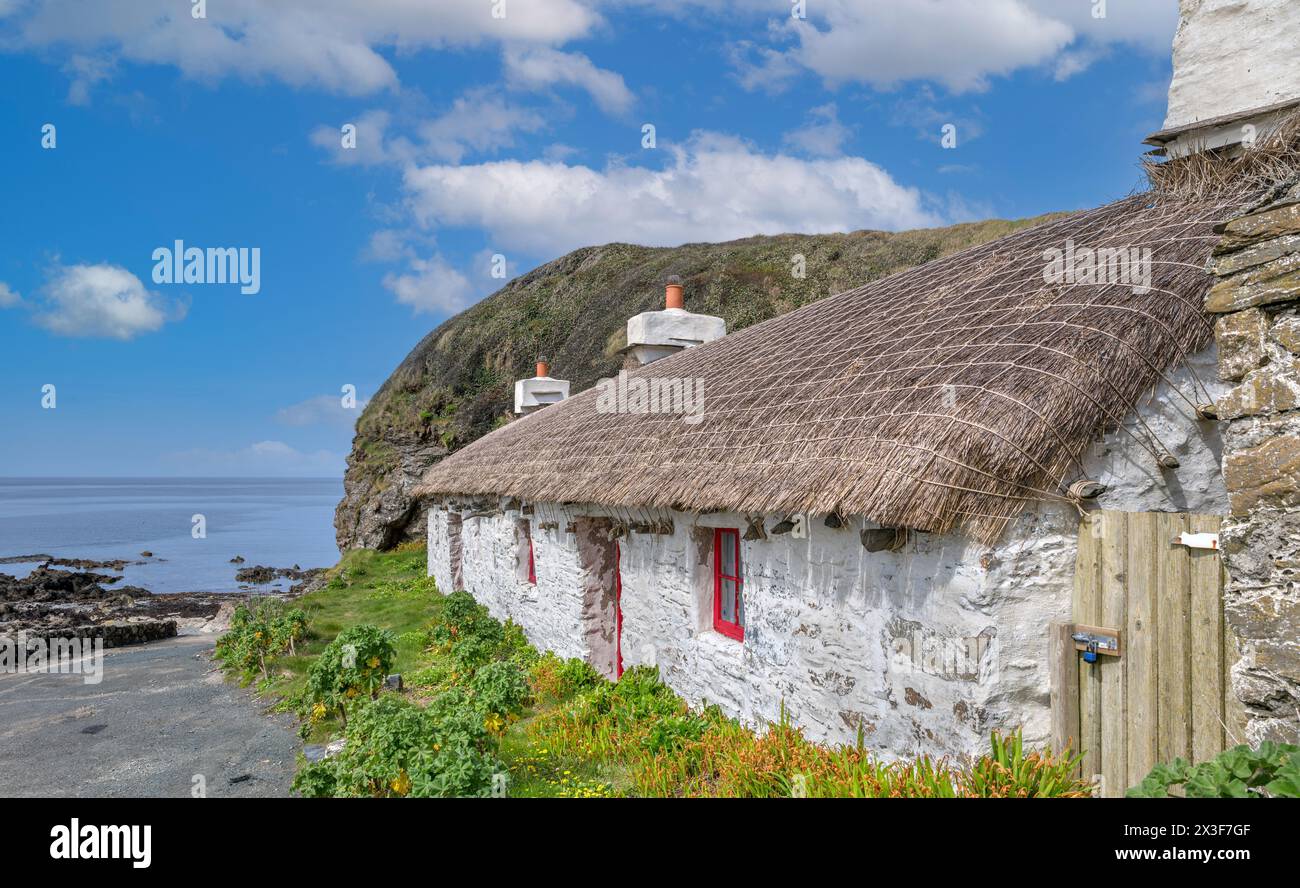Ancien cottage à Niarbyl Beach, île de Man, Angleterre, Royaume-Uni Banque D'Images