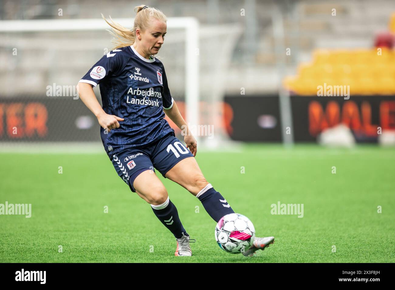 Farum, Danemark. 21 avril 2024. Mathilde Rasmussen (10 ans) de Aarhus GF vu dans le match de Gjensidige Kvindeliga entre le FC Nordsjaelland et Aarhus GF à Right to Dream Park à Farum. (Crédit photo : Gonzales photo - Dejan Obretkovic). Banque D'Images