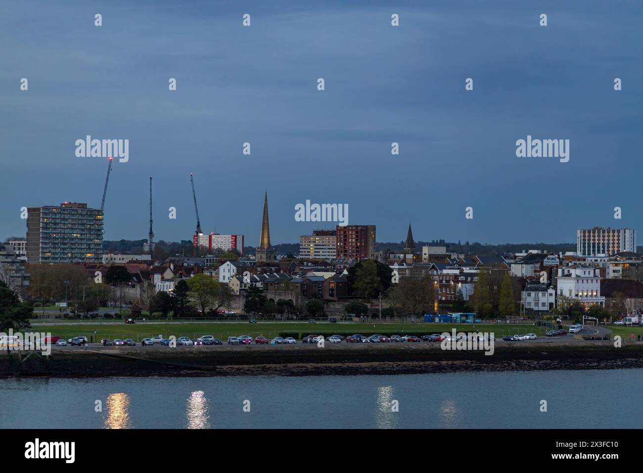 port de southampton la nuit Banque D'Images