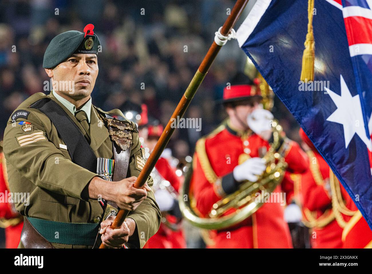 CHRISTCHURCH, NOUVELLE-ZÉLANDE - AVRIL 26 : L'état-major de la Force de défense néo-zélandaise dirige les formalités de l'ANZAC avant le match de Super Rugby Pacific entre les Crusaders et les rebelles de Melbourne au stade Apollo Projects le 26 avril 2024 à Christchurch, en Nouvelle-Zélande. Photo de James Foy. Banque D'Images