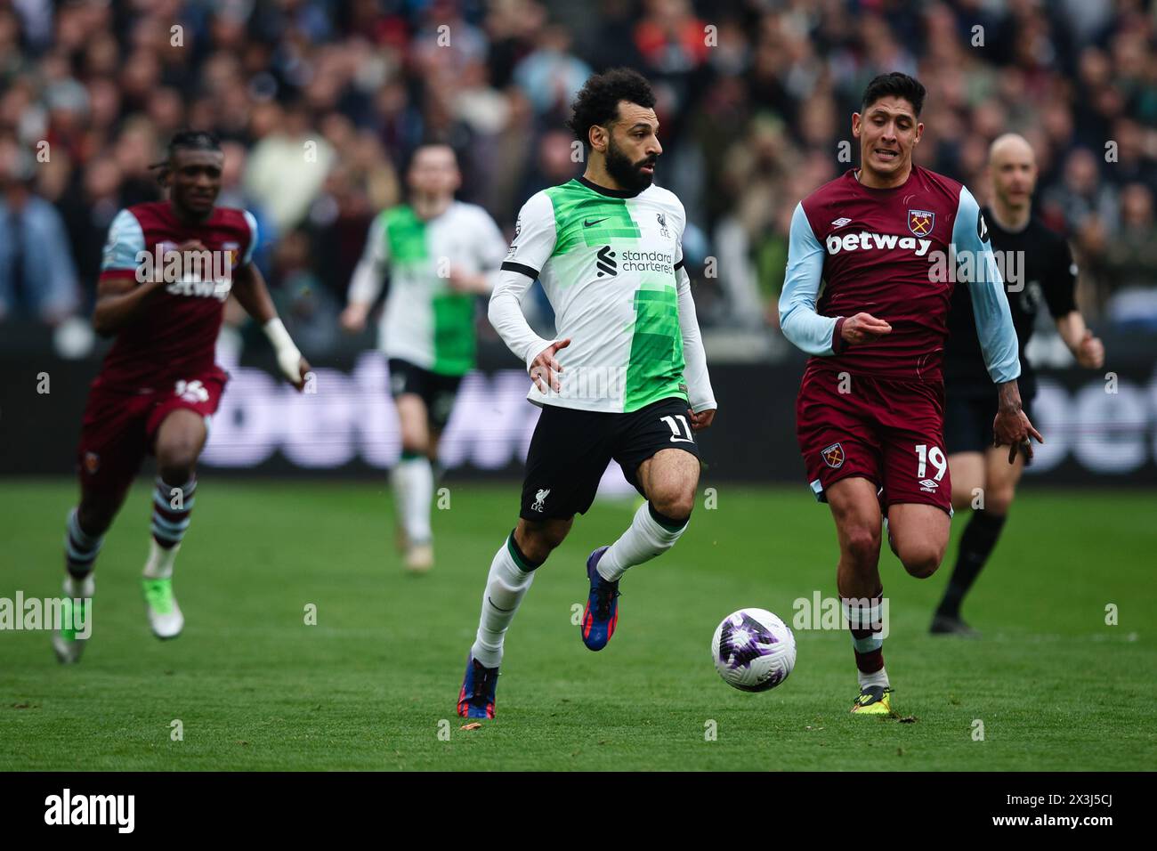 LONDRES, Royaume-Uni - 27 avril 2024 : Mohamed Salah de Liverpool en action lors du match de premier League entre West Ham United FC et Liverpool FC au London Stadium (crédit : Craig Mercer/ Alamy Live News) Banque D'Images