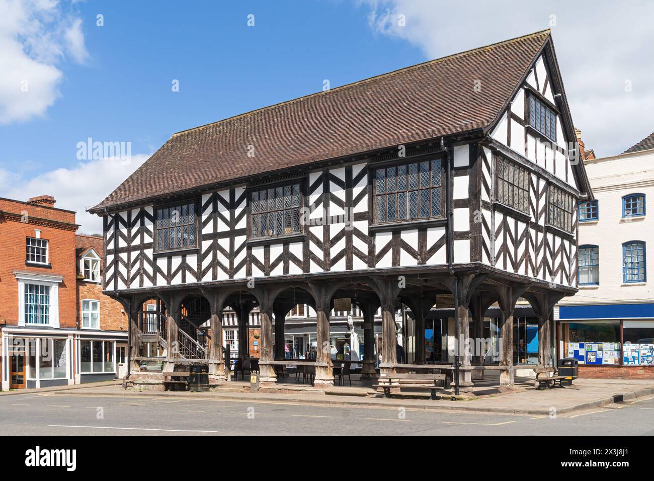 Le marché et la bibliothèque de Ledbury Herefordshire Banque D'Images