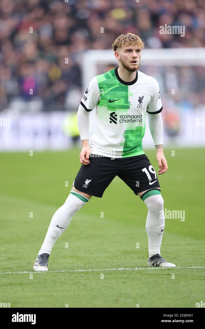 Londres, Royaume-Uni. 27 avril 2024. Harvey Elliott (l) au West Ham United v Liverpool EPL match, au London Stadium, Londres, Royaume-Uni le 27 avril 2024. Crédit : Paul Marriott/Alamy Live News Banque D'Images