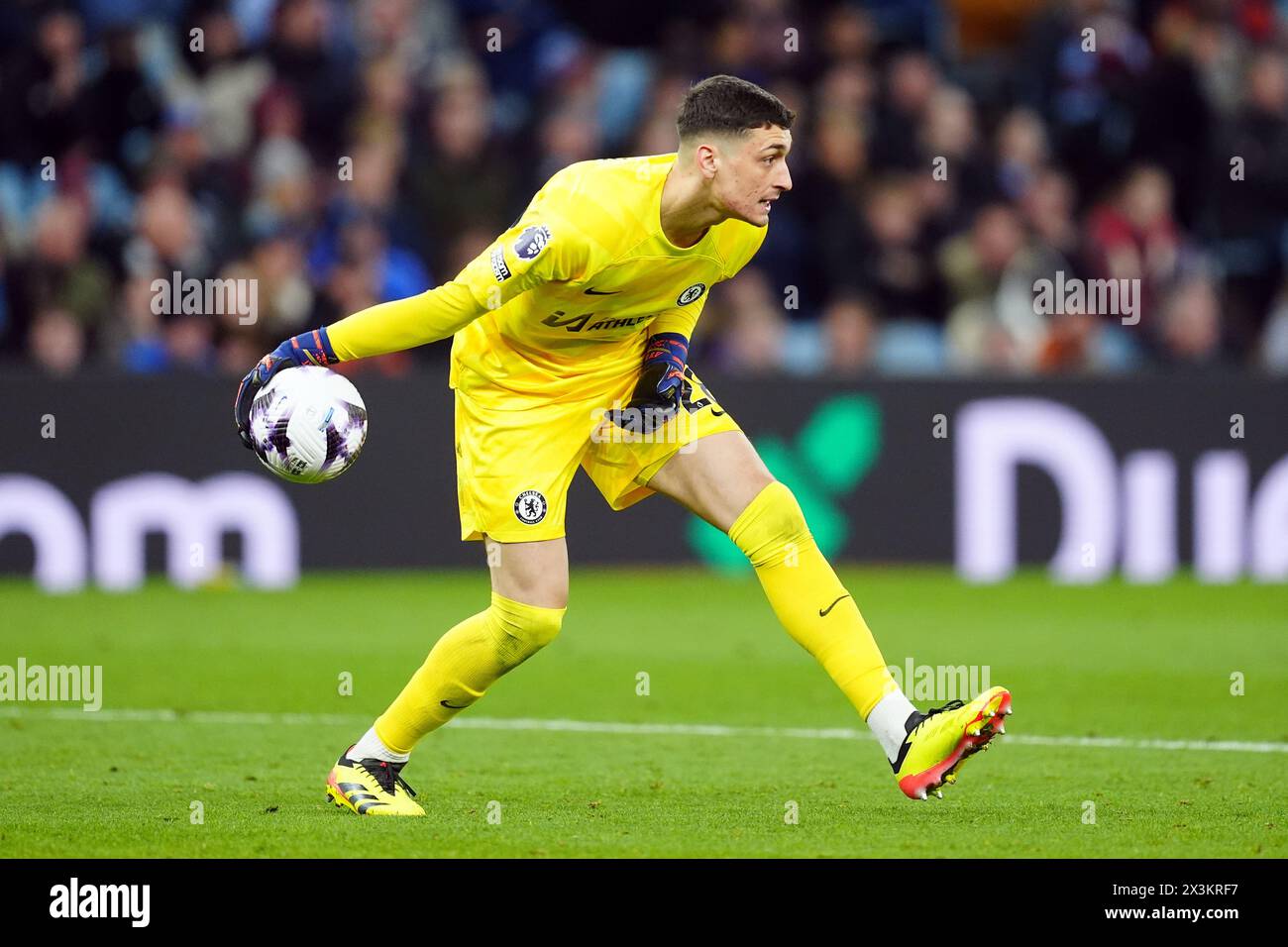 Le gardien de Chelsea Djordje Petrovic lors du match de premier League à Villa Park, Birmingham. Date de la photo : samedi 27 avril 2024. Banque D'Images