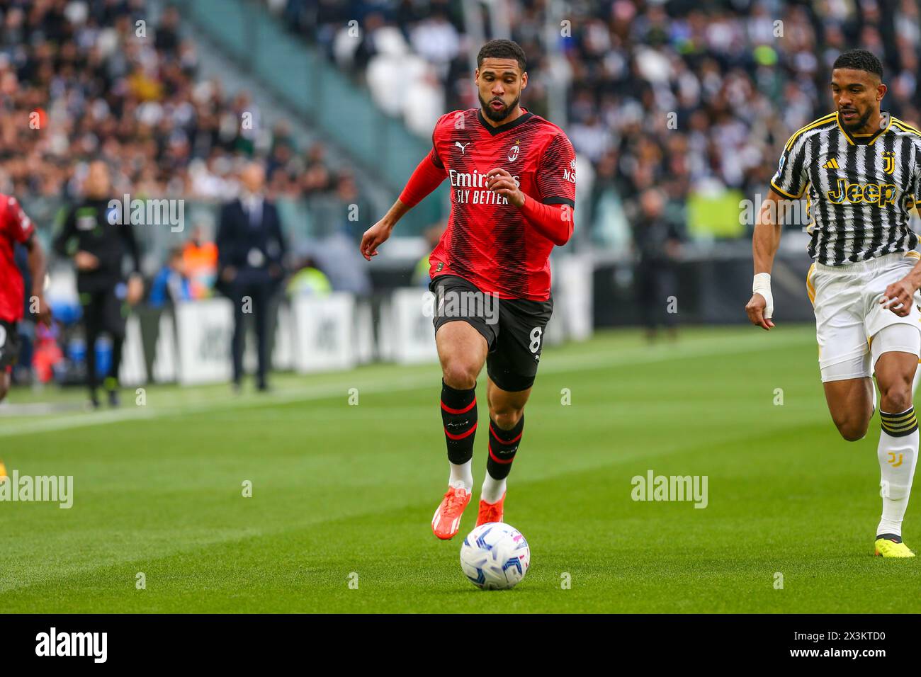 Ruben Loftus-Cheek de l'AC Milan lors du match entre la Juventus FC et l'AC Milan le 30 avril 2024 au stade Allianz de Turin, Italie. Banque D'Images