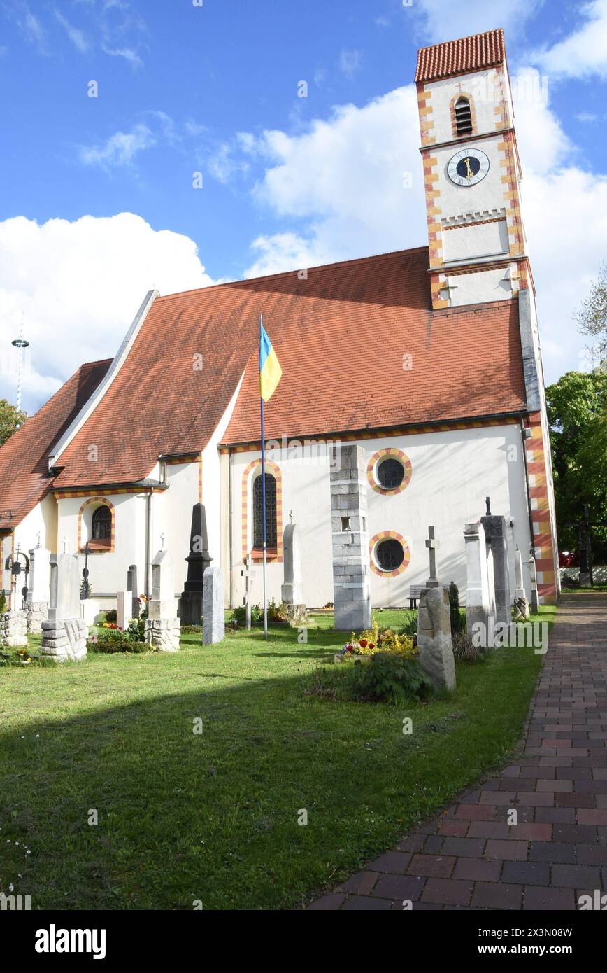 St Martinskirche Muenchen 25.04.2024 Moosach Muenchen *** Église Martins Munich 25 04 2024 Moosach Munich Banque D'Images