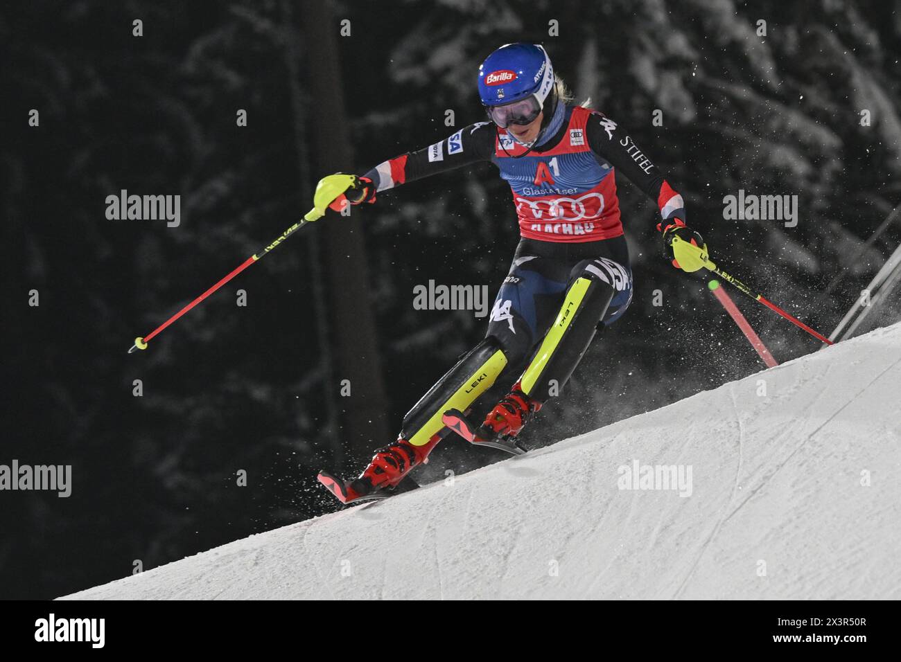 Flachau, Autriche. 16 janvier 2024. FLACHAU, AUTRICHE - 16 JANVIER : Mikaela Shiffrin des États-Unis d'Amérique lors de la première partie de la Coupe du monde de ski alpin Audi FIS de slalom féminin le 16 janvier 2024 à Flachau, Autriche. 240116 SEPA 26 019 - 20240116 PD21675 crédit : APA-PictureDesk/Alamy Live News Banque D'Images