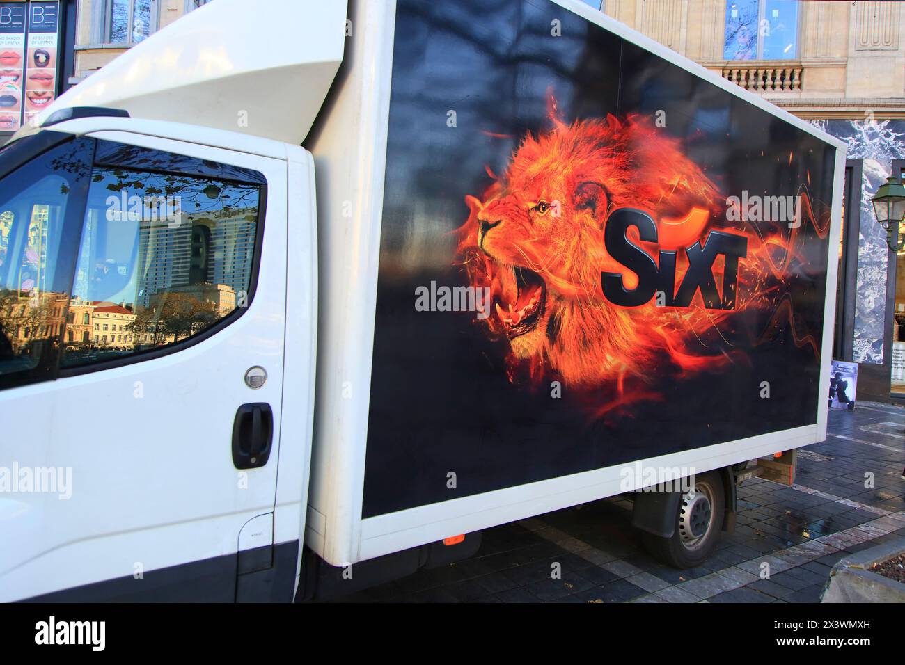 Logo de la marque Sixt sur une camionnette Banque D'Images