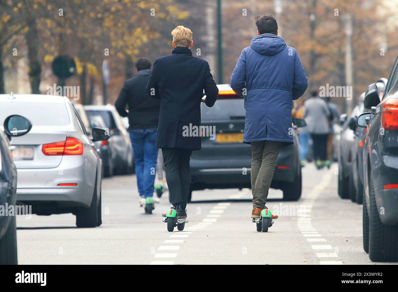 Bruxelles. Scooters en libre-service. Banque D'Images