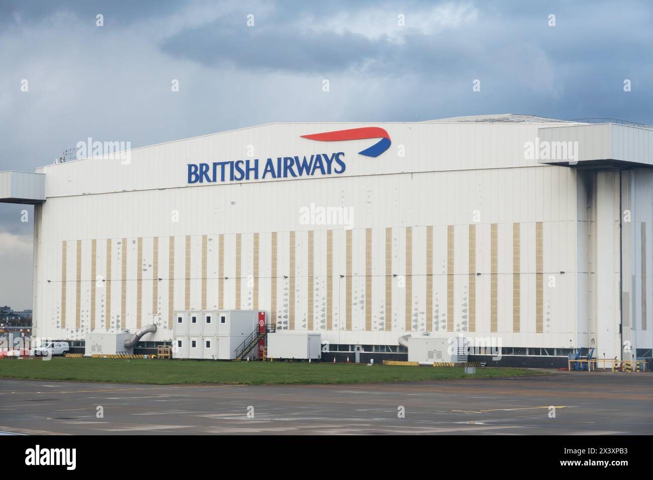Hangar de maintenance British Airways à l'aéroport de Londres Heathrow. Angleterre Banque D'Images