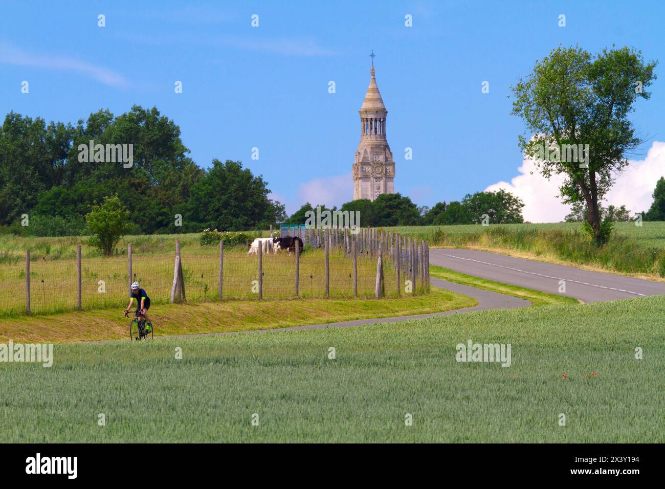 France, hauts de France, pas de Calais. Mémorial de la seconde Guerre mondiale, notre Dame de Lorette. Ablain saint nazaire Banque D'Images