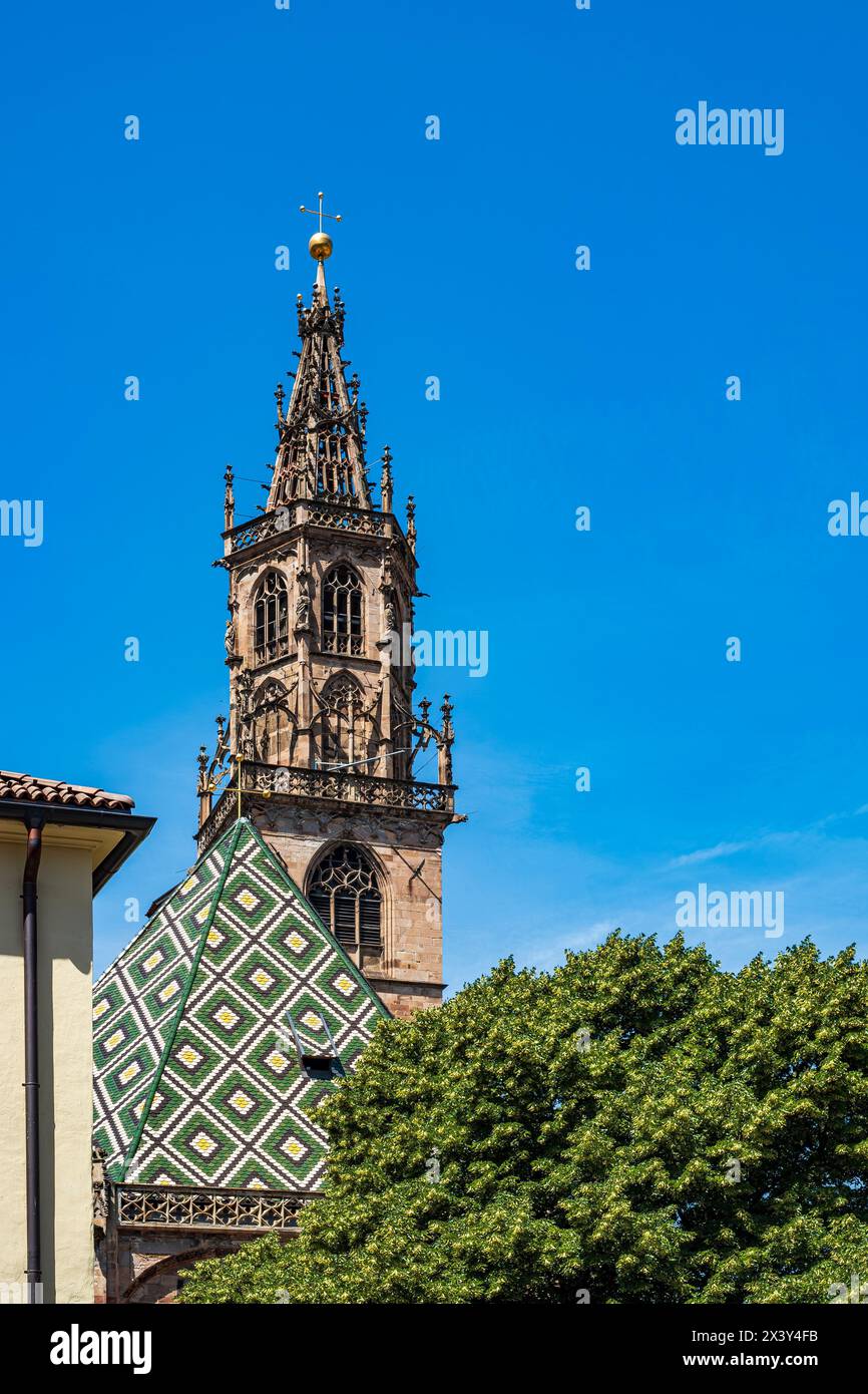 Der Dom Maria Himmelfahrt, eine spätgotische Kathedrale und Stadtpfarrkirche von Bozen, Südtirol, Italien. La cathédrale de l'Assomption de Marie, a Banque D'Images