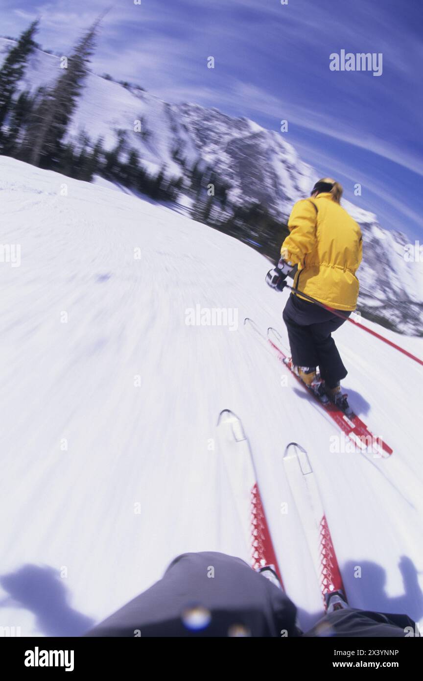 Ski féminin à Snowbird, Utah. Banque D'Images