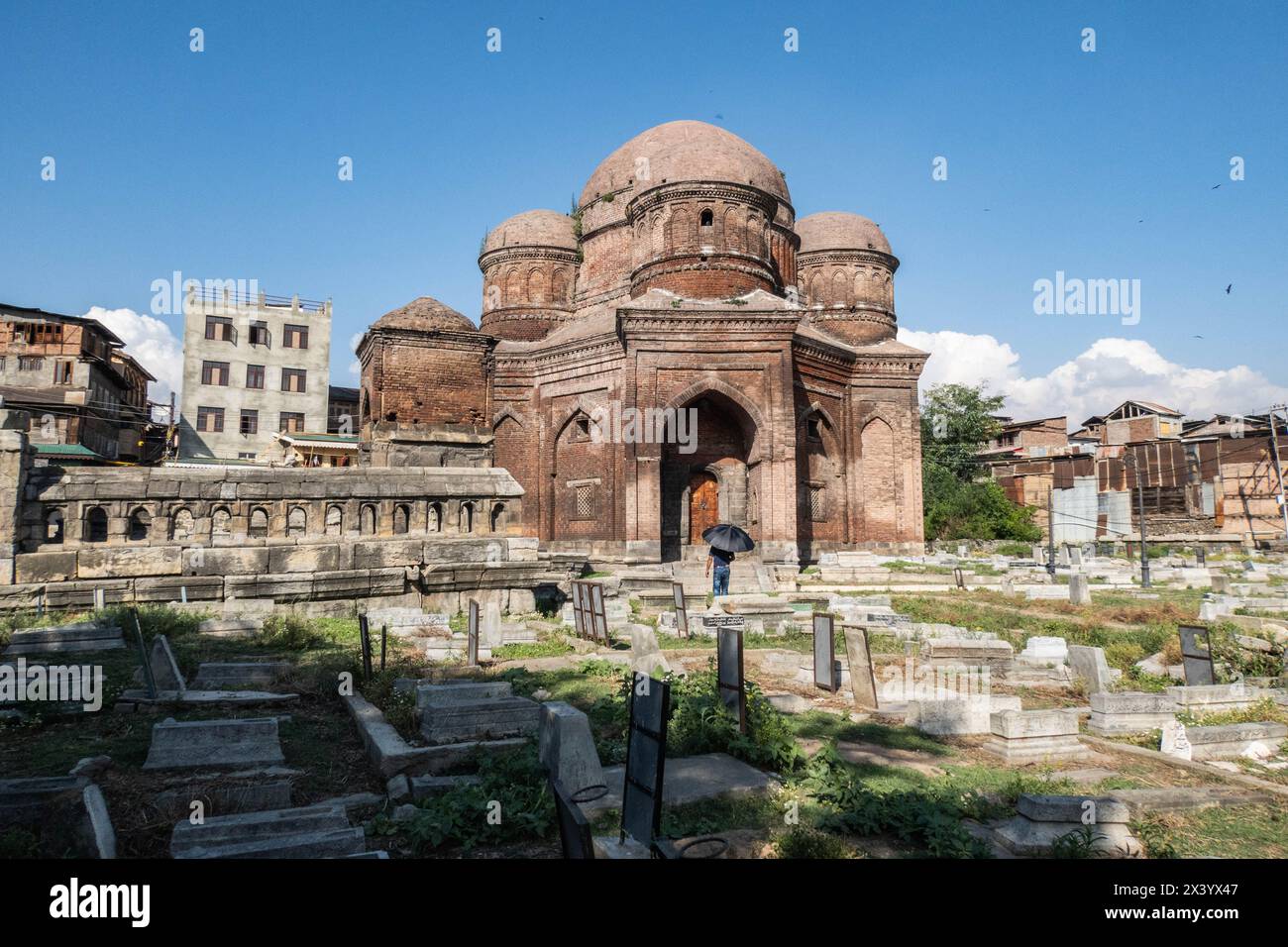 La tombe de la mère de Zain-ul-Abidin (tombe de Badshah), Srinagar, Cachemire, Inde Banque D'Images