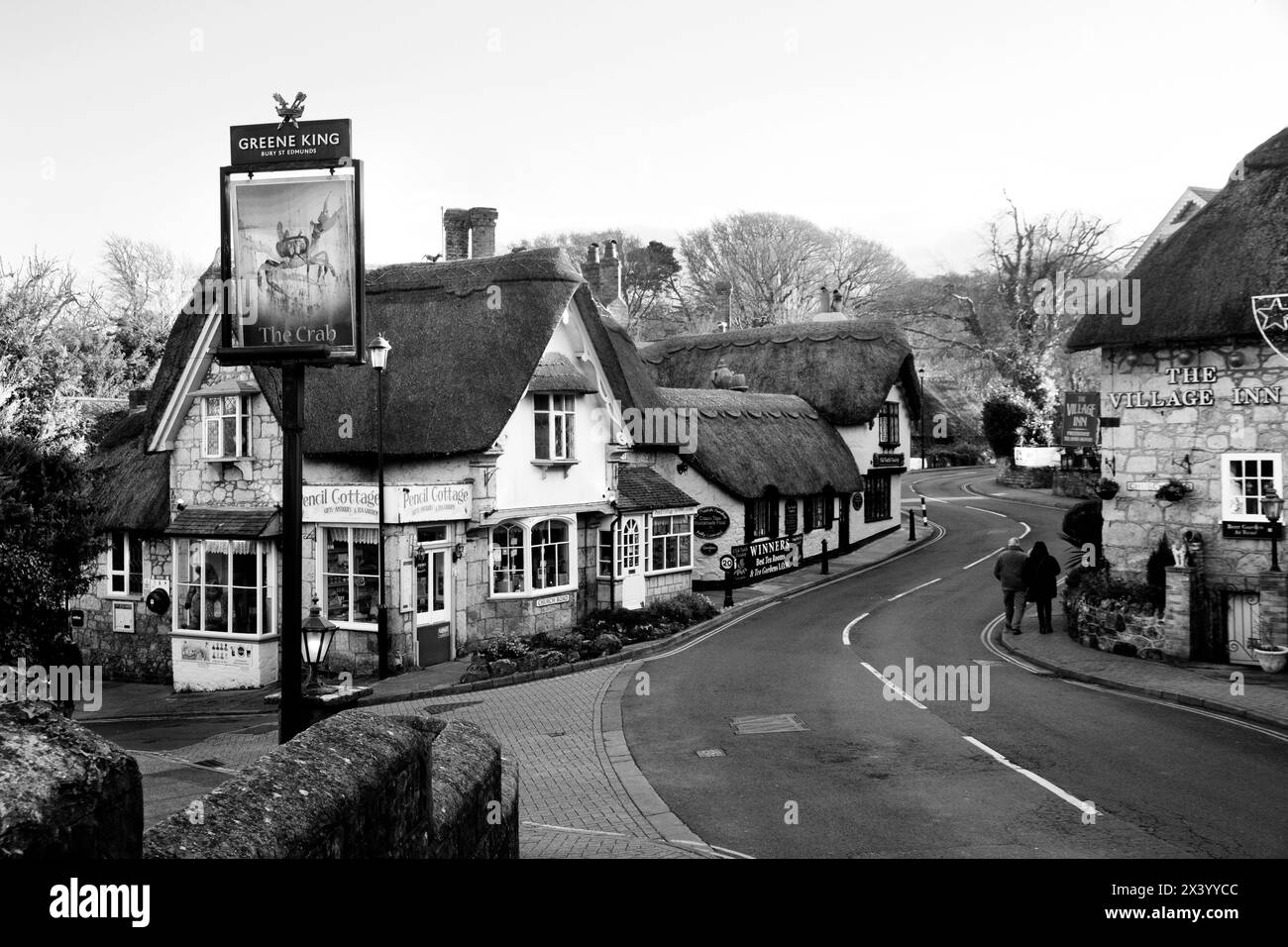 Pencil Cottage et Old Thatch Teashop, Shanklin Old Village, île de Wight, ne sont que deux des bâtiments au toit de chaume dans le village pittoresque Banque D'Images