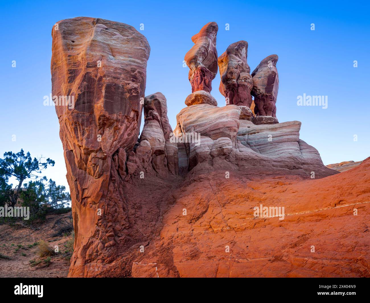 Le jardin du diable au coucher du soleil. Monument national Grand Staircase-Escalante, Utah, États-Unis Banque D'Images