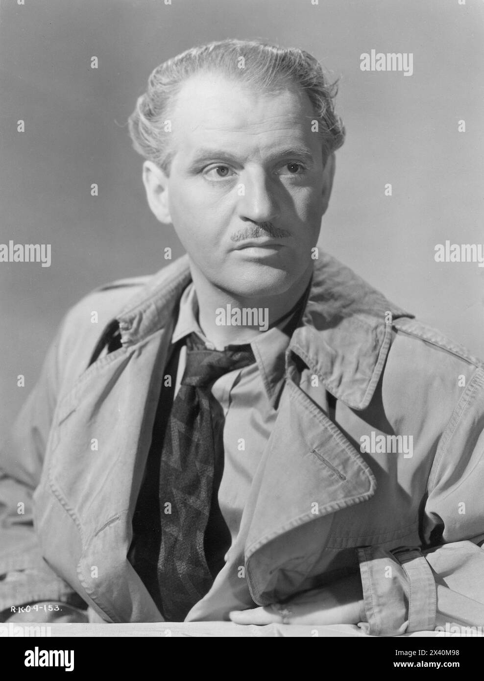 Portrait de l'acteur britannique ERIC PORTMAN en GRAND JOUR 1945 réalisateur LANCE COMFORT Play LESLEY STORM Music WILLIAM ALWYN RKO Radio British Banque D'Images