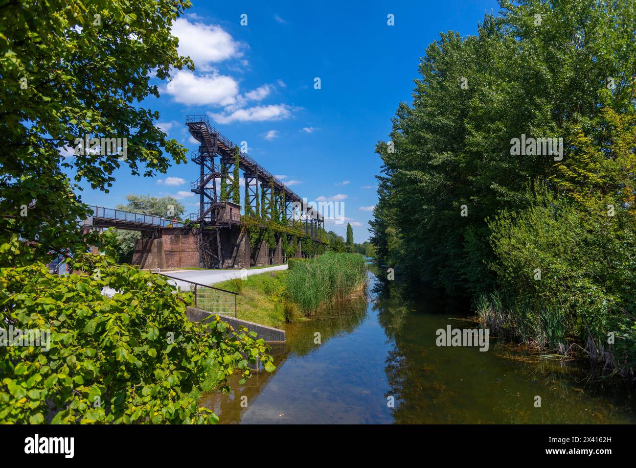 Europe, Allemagne. Rhénanie-du-Nord-Westphalie. Duisburg. Parc paysager Duisburg Nord : Landschaftspark Duisburg-Nord, construit sur une friche industrielle Banque D'Images