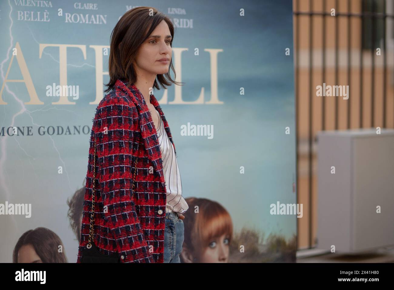 ROME, ITALIE - 19 AVRIL : Valentina Bellè assiste à la conférence photo pour 'Sei Fratelli' au Cinéma Barberini le 29 avril 2024 à Rome, Italie. Banque D'Images