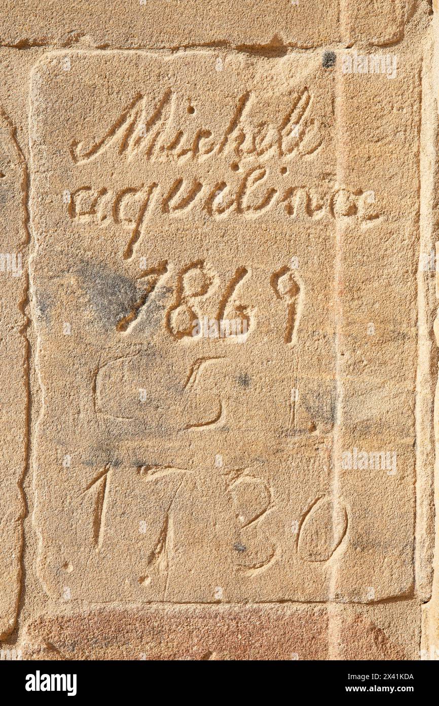 Grafffiti des XVIIIe et XIXe siècles au temple d'Isis au complexe du temple de Philae (un site du patrimoine mondial de l'UNESCO) sur l'île d'Agilkia (Nubie), Égypte Banque D'Images