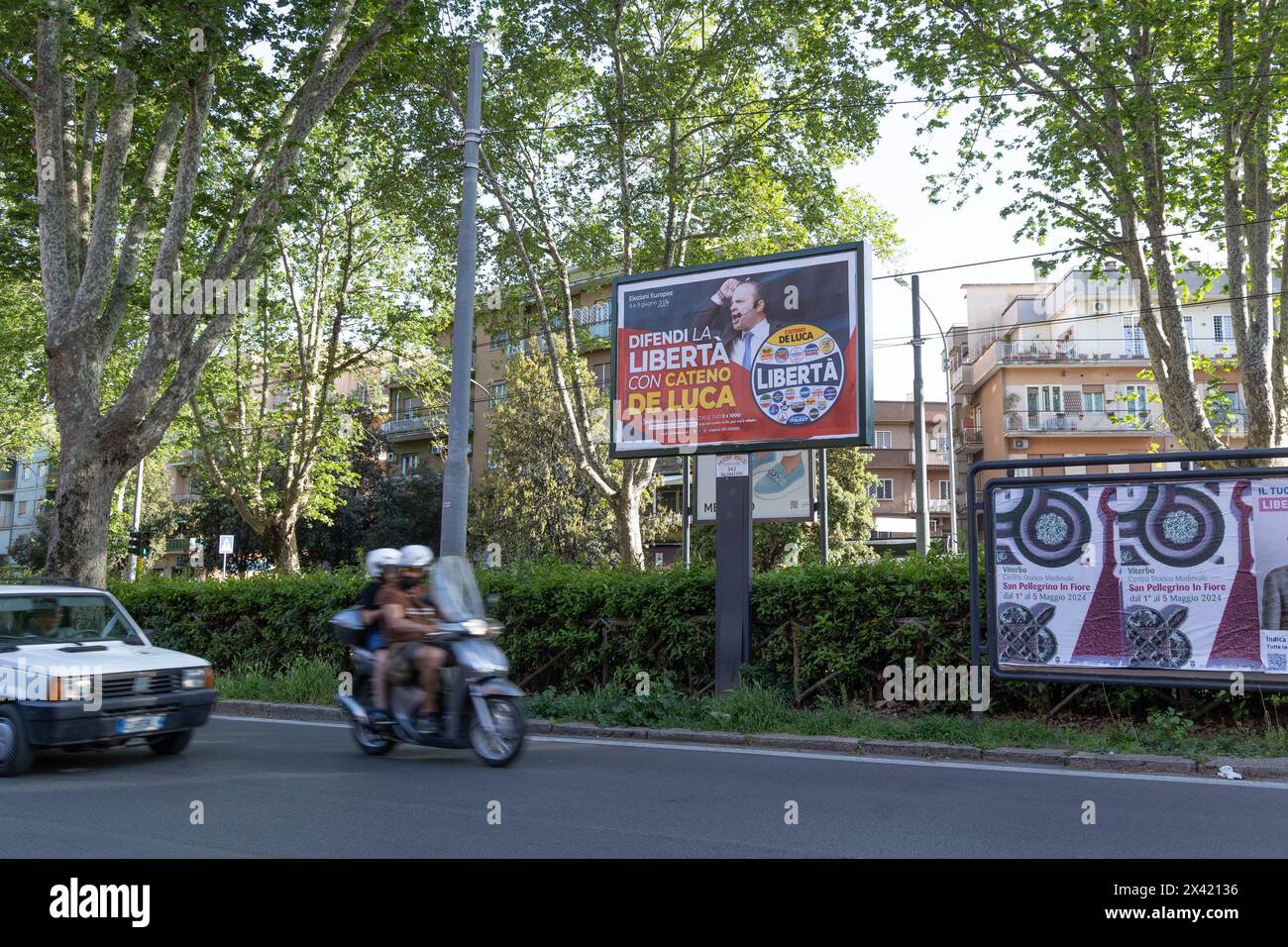 Rome, Italie. 29 avril 2024. LibertÃ panneau publicitaire pour les élections européennes de 2024 avec le visage de Cateno de Luca au Circonvallazione Gianicolense à Rome (crédit image : © Matteo Nardone/Pacific Press via ZUMA Press Wire) USAGE ÉDITORIAL SEULEMENT! Non destiné à UN USAGE commercial ! Banque D'Images