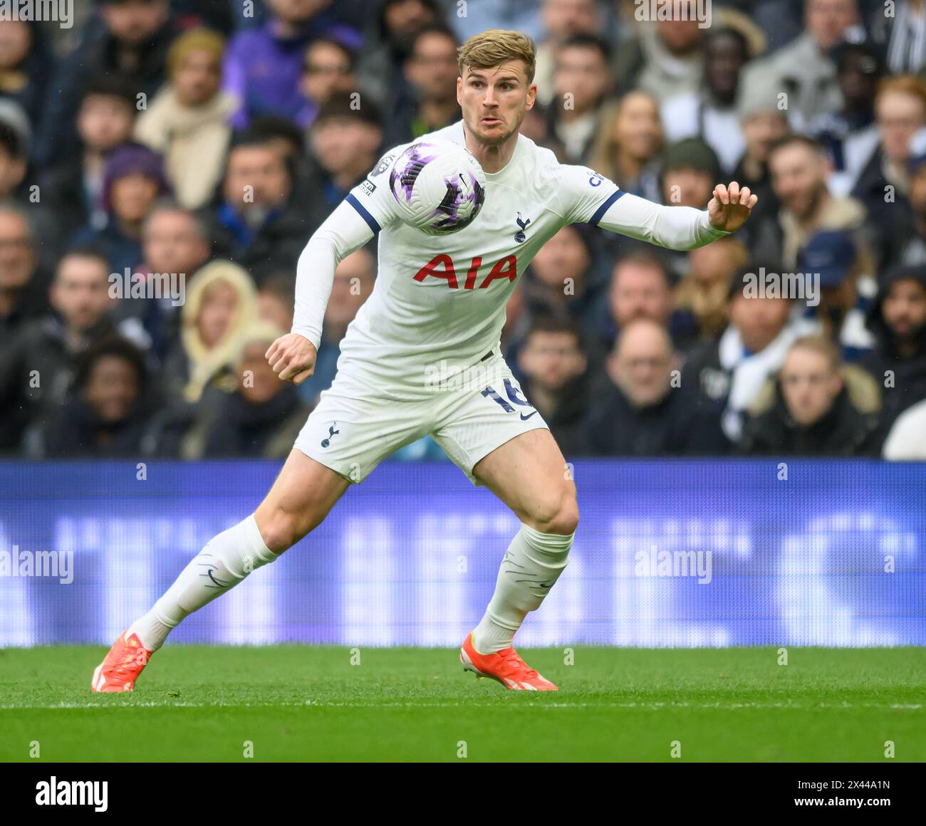 Londres, Royaume-Uni. 28 avril 2024 - Tottenham Hotspur v Arsenal - premier League - Tottenham Hotspur Stadium. Timo Werner de Tottenham en action contre Arsenal. Crédit photo : Mark pain / Alamy Live News Banque D'Images